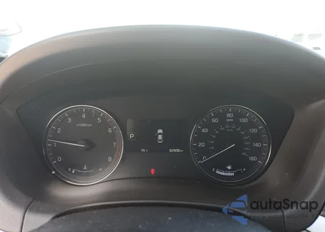 2016 Hyundai Genesis 3.8L z USA, uszkodzony, nr VIN KMHGN4JE8GU135484